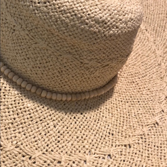 Hat - Picture 3 of 5